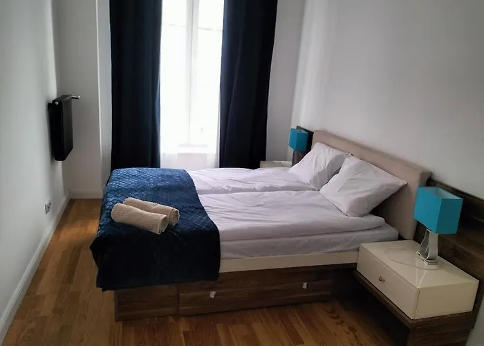 Apartment B10 Premium Wiejska2-sejm